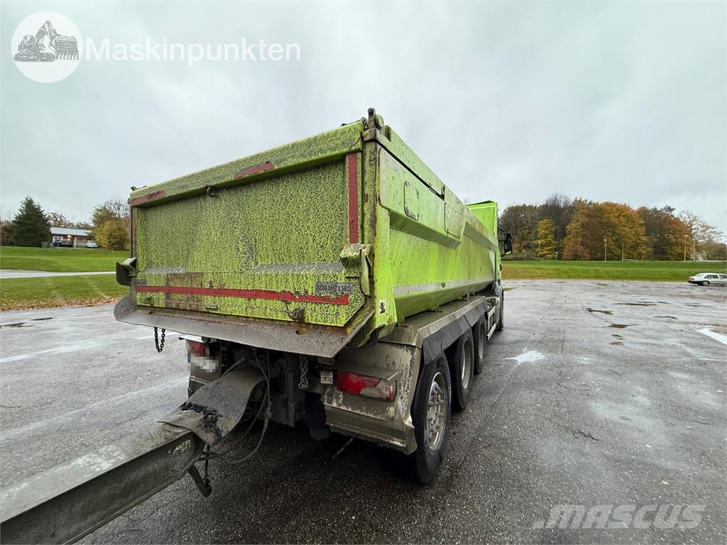 Scania R580LB8X4*4HNB Pašizgāzējs