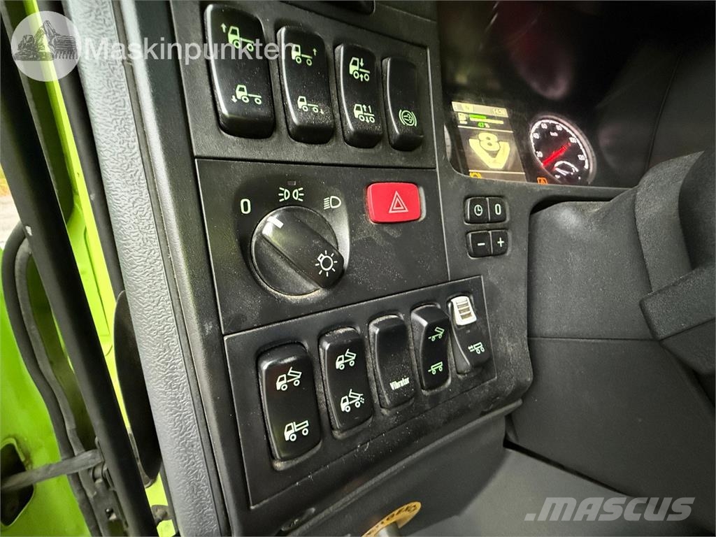 Scania R580LB8X4*4HNB Pašizgāzējs