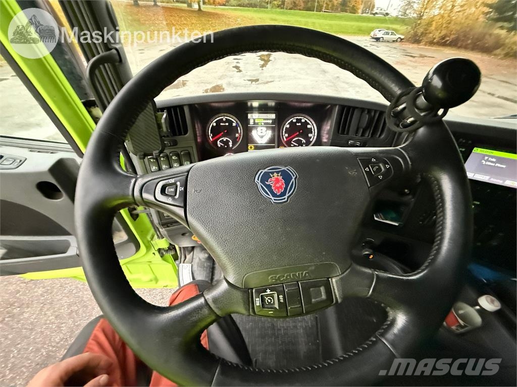 Scania R580LB8X4*4HNB Pašizgāzējs