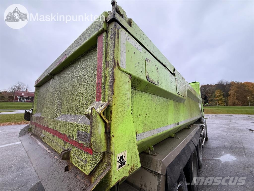 Scania R580LB8X4*4HNB Pašizgāzējs