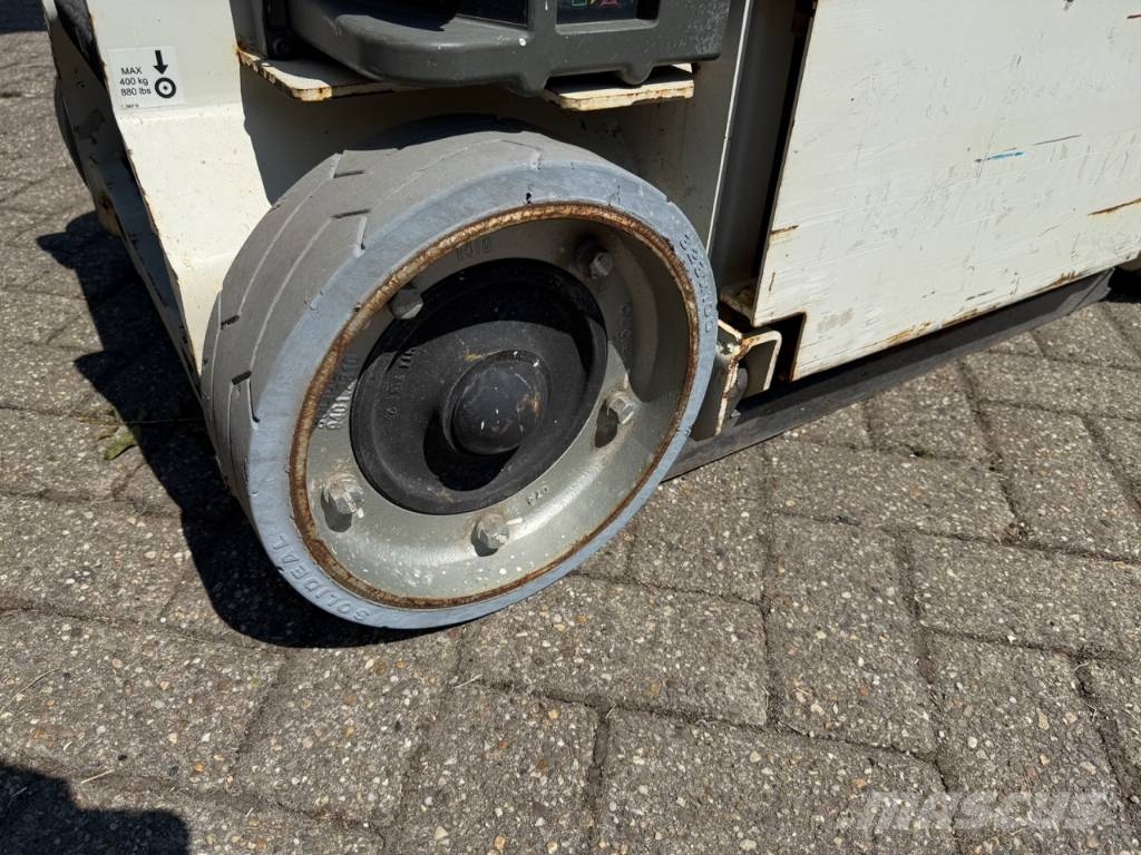 JLG 1230 ES  masthoogwerker 6 meter Andere liften en hoogwerkers