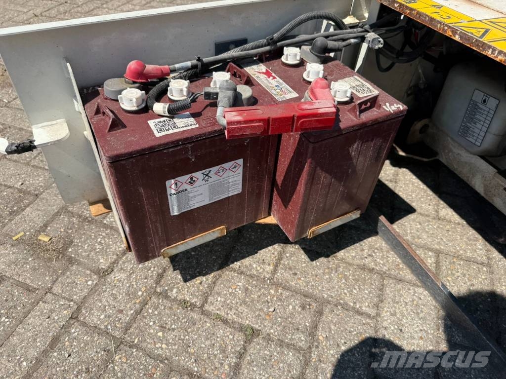 JLG 1230 ES  masthoogwerker 6 meter Andere liften en hoogwerkers