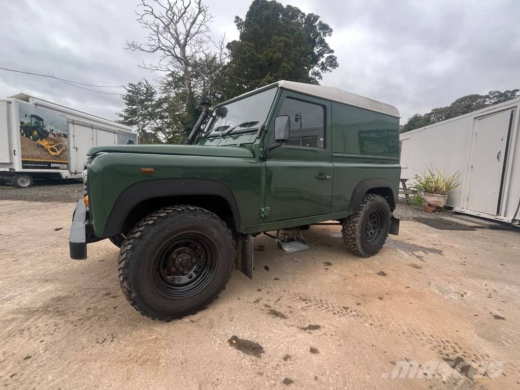Land Rover Defender 90 皮卡.傳統半斗卡車/側卸板