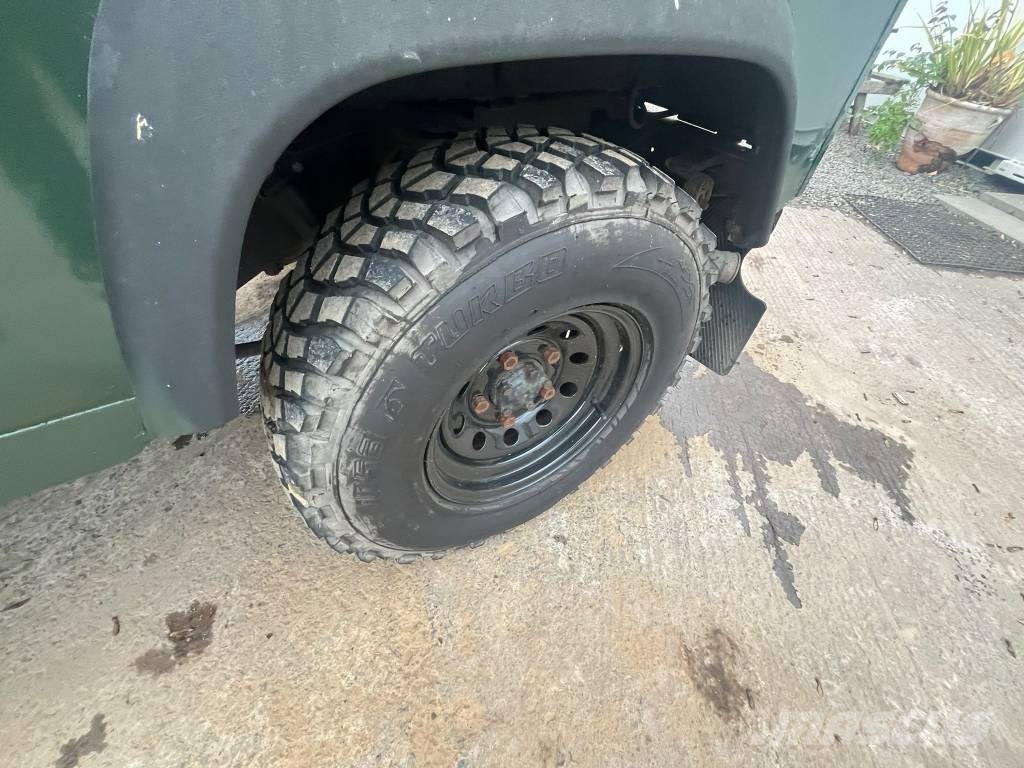 Land Rover Defender 90 皮卡.傳統半斗卡車/側卸板