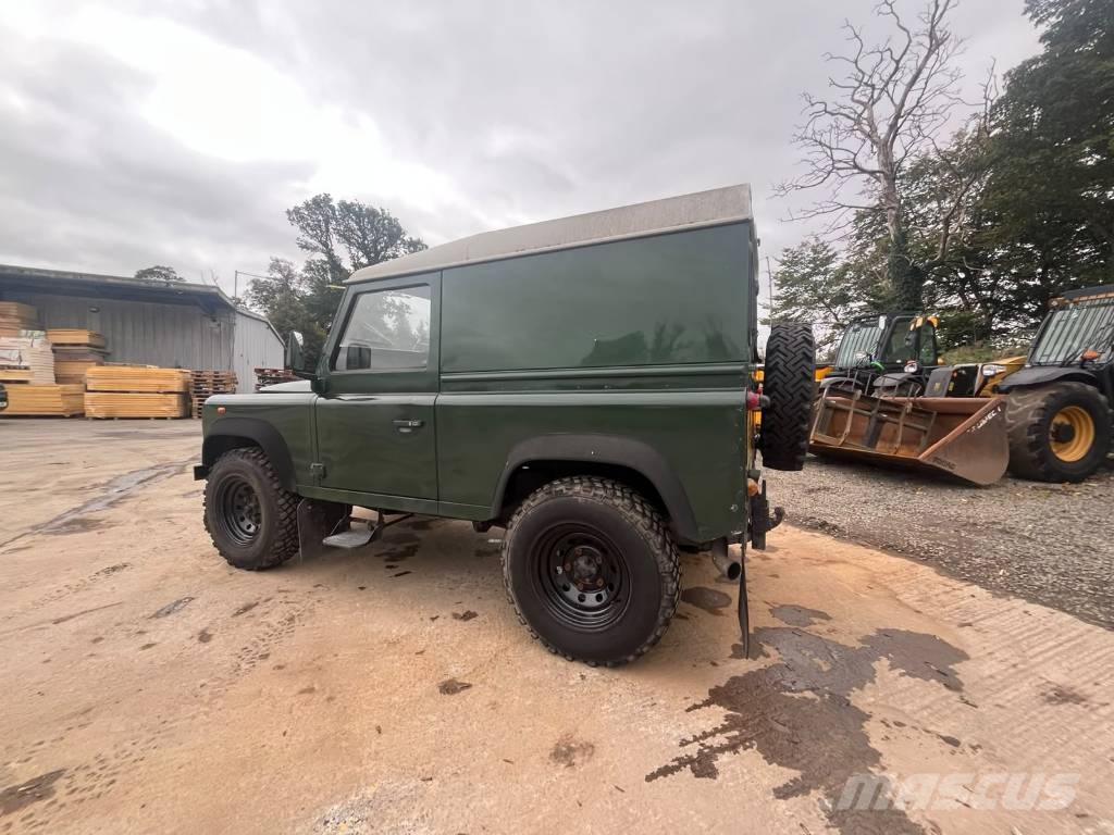 Land Rover Defender 90 皮卡.傳統半斗卡車/側卸板