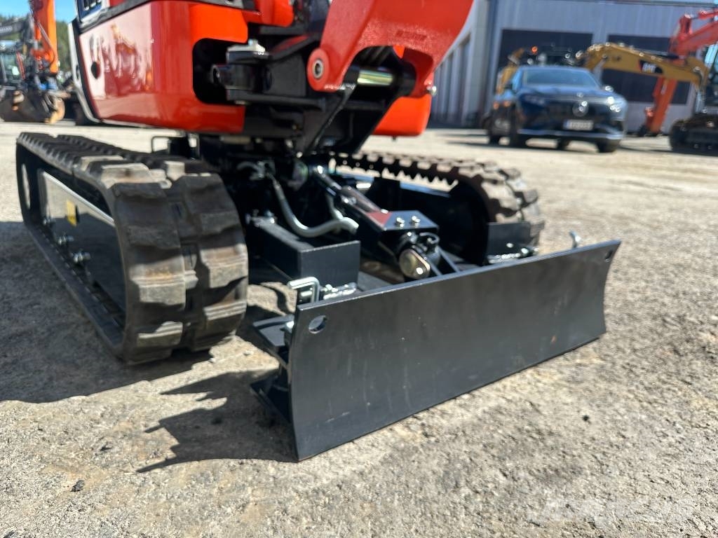 Kubota U 10 - 5 ex demo 20h ajettu kallistajalla Miniexcavadoras