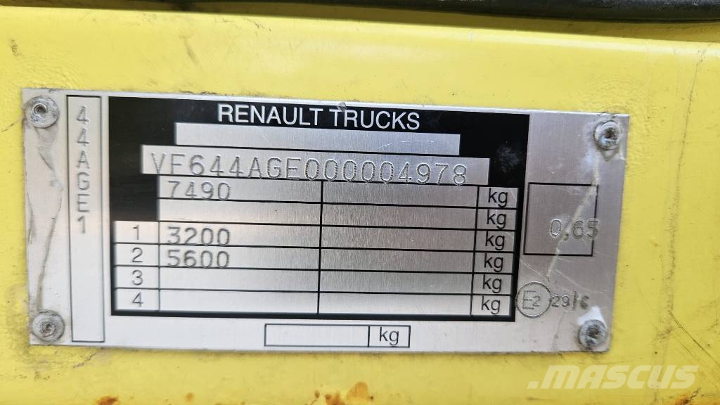 Renault 190 4x2 stake body - tarpaulin - spring Curtainsider trucks