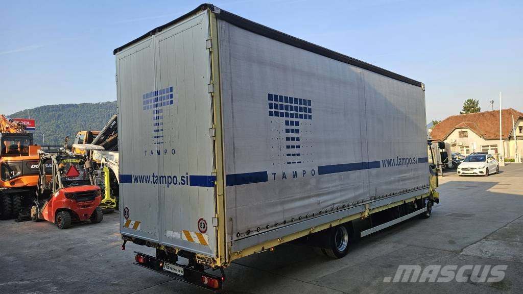 Renault 190 4x2 stake body - tarpaulin - spring Curtainsider trucks