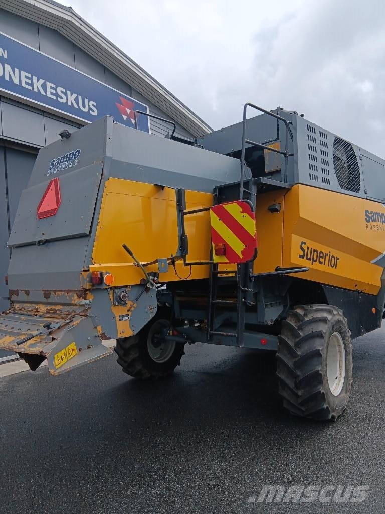 Sampo-Rosenlew 3085 Superior Sklízecí mlátičky