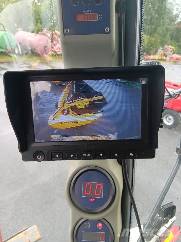 Sampo-Rosenlew 3085 Superior Sklízecí mlátičky