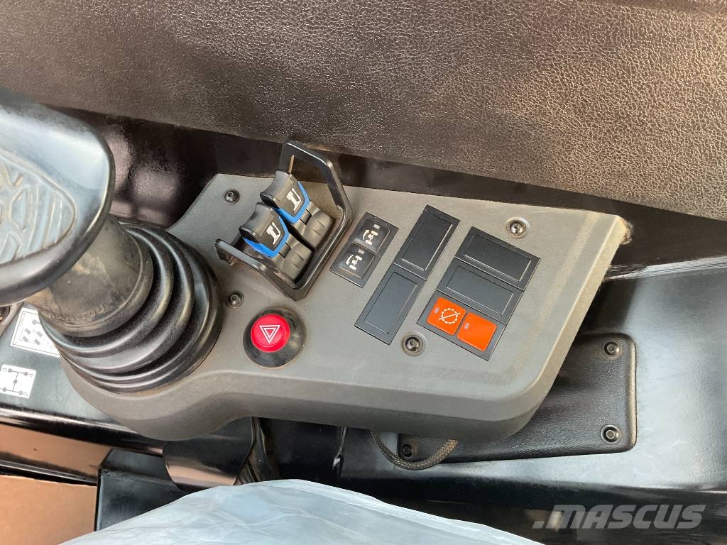 Manitou MT 1335 Comfort مناولات متداخلة