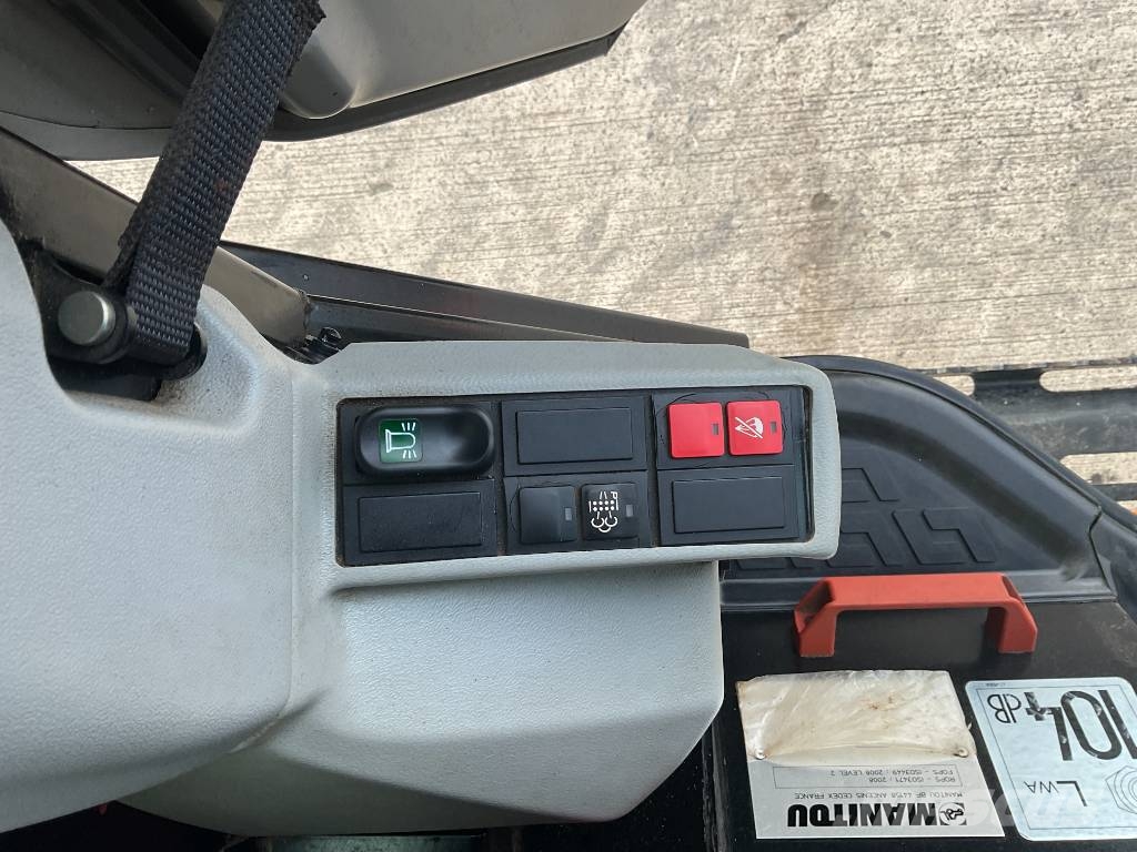 Manitou MT 1335 Comfort مناولات متداخلة