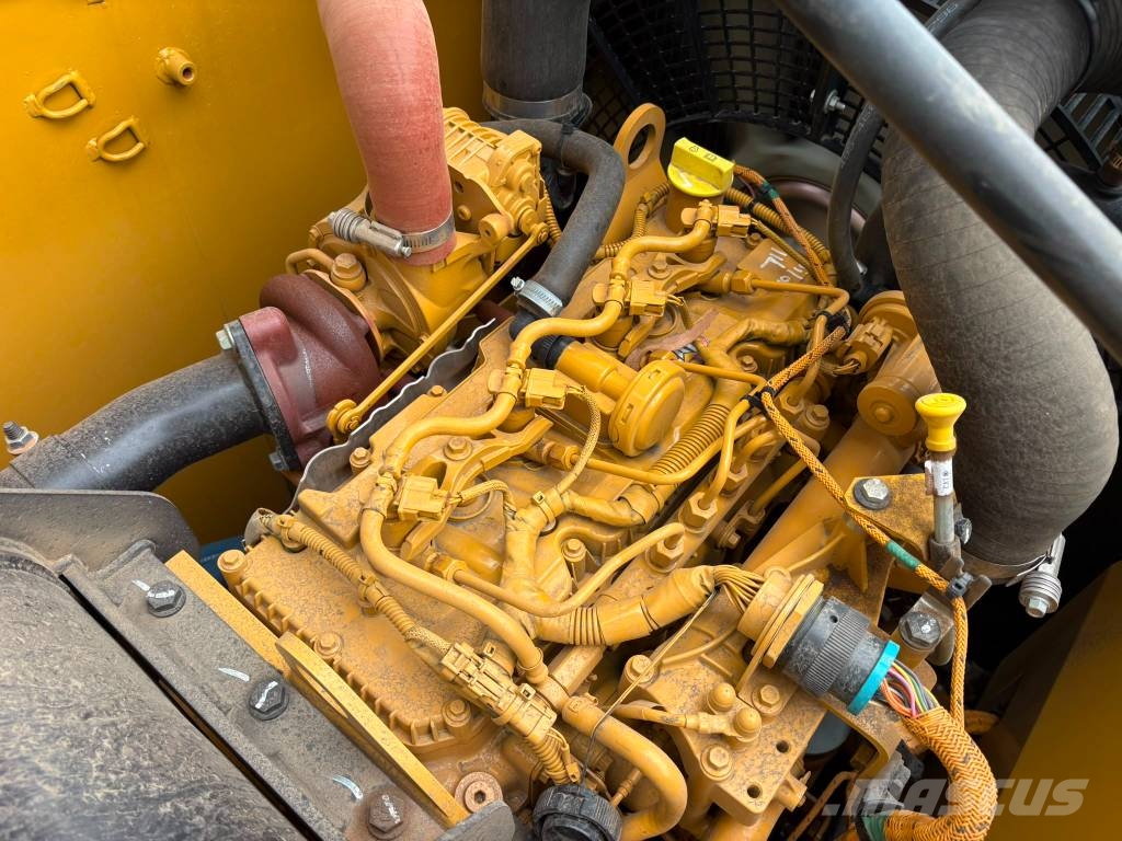 CAT 321 (New / Non CE + EPA) Bagri goseničarji