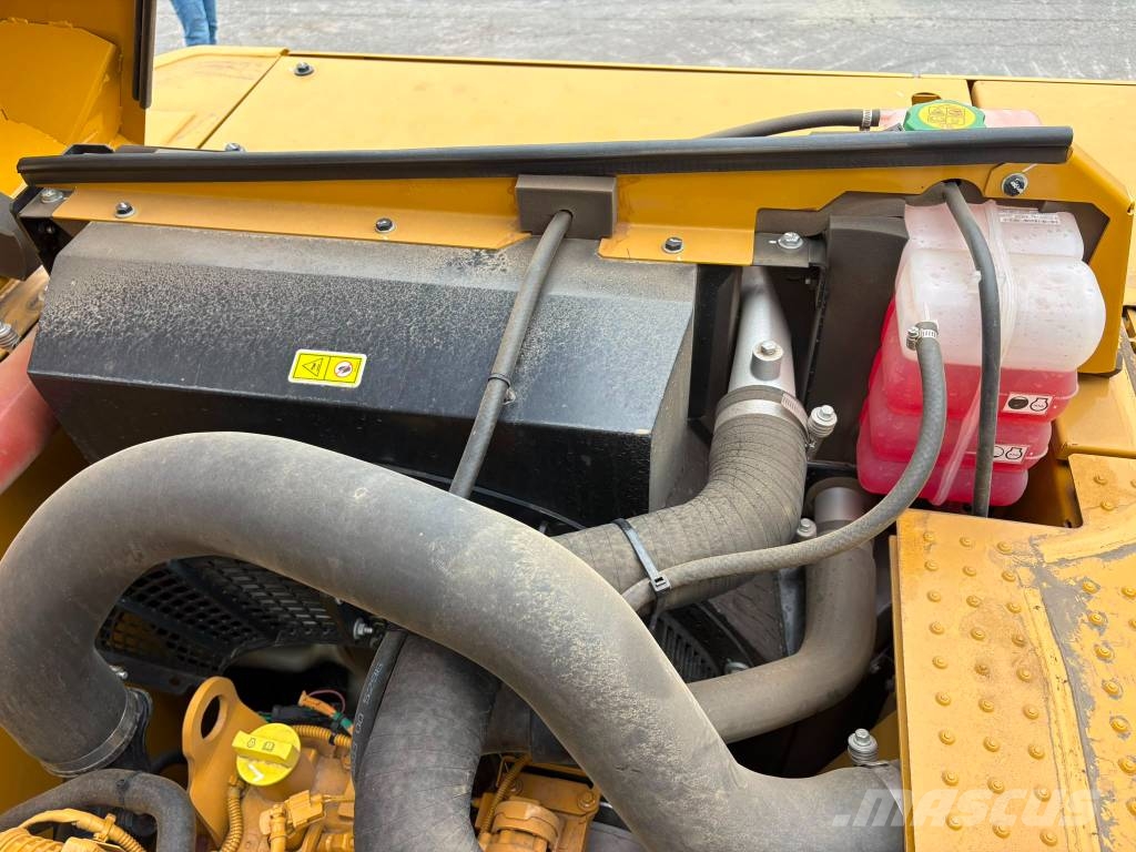 CAT 321 (New / Non CE + EPA) Bagri goseničarji
