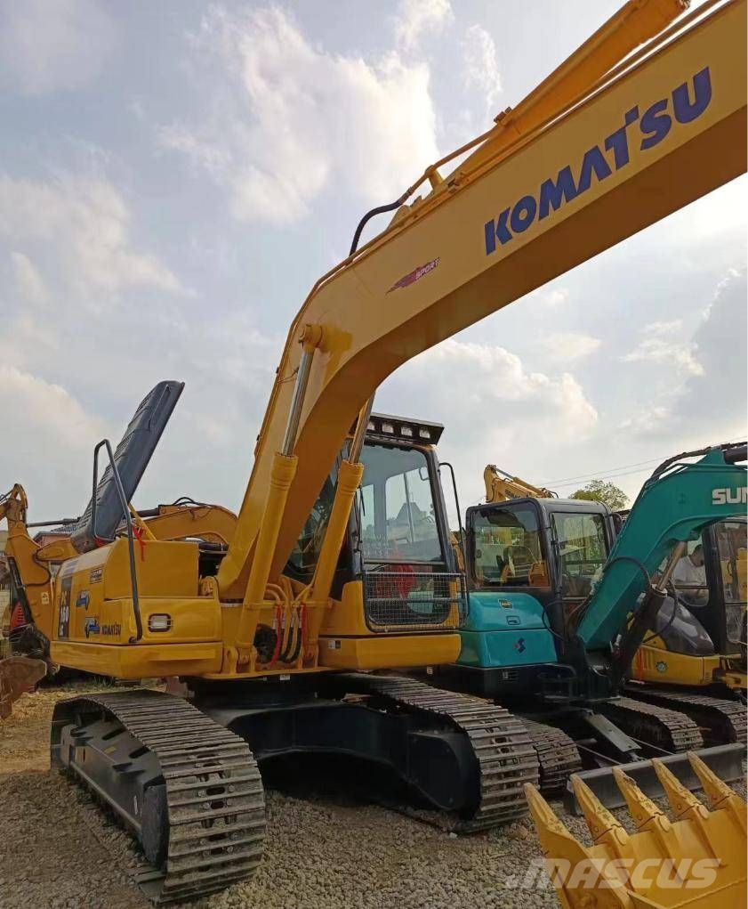 Komatsu PC160 حفارات زحافة