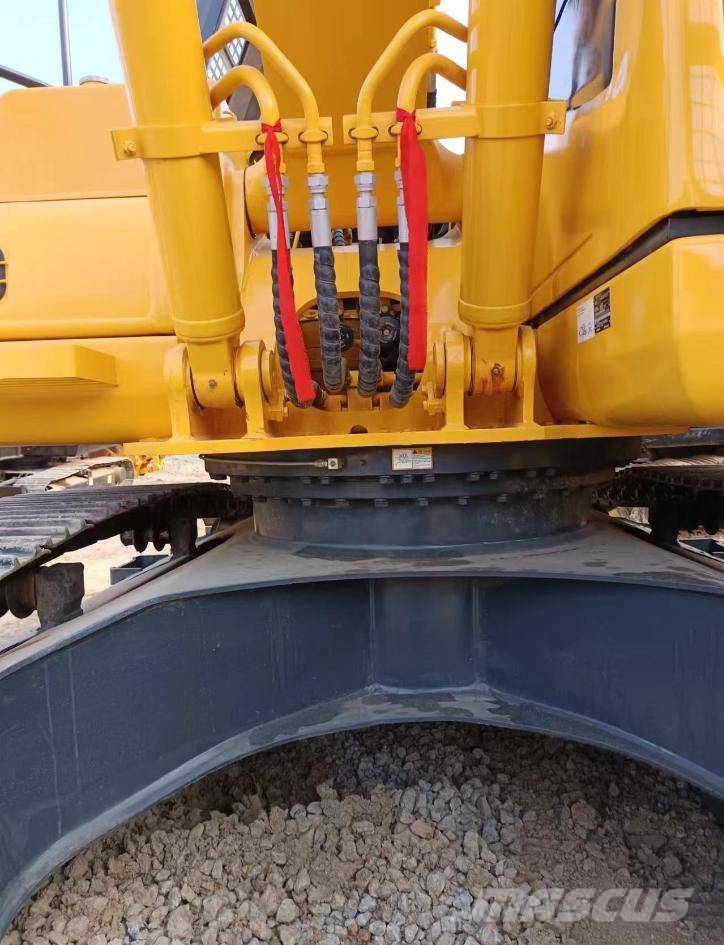 Komatsu PC160 حفارات زحافة