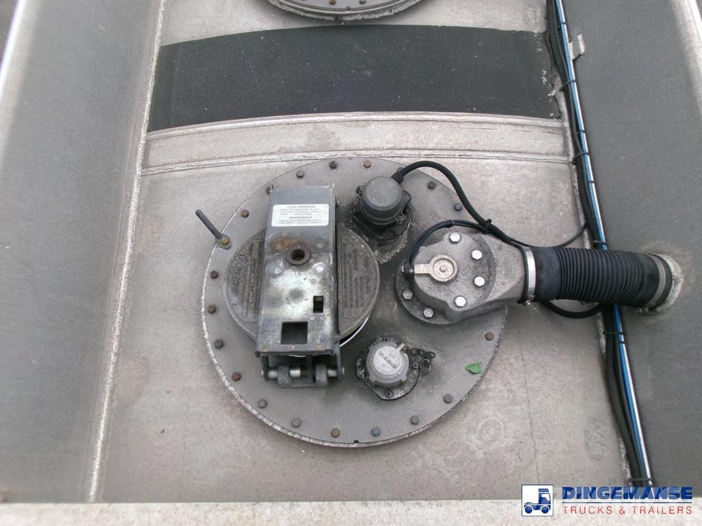 Lakeland Fuel tank alu 42.8 m3 / 6 comp + pump Cisternové návěsy
