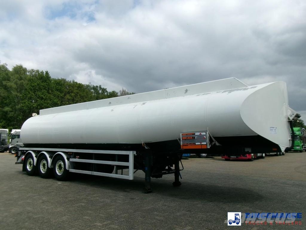 Lakeland Fuel tank alu 42.8 m3 / 6 comp + pump Cisternové návěsy
