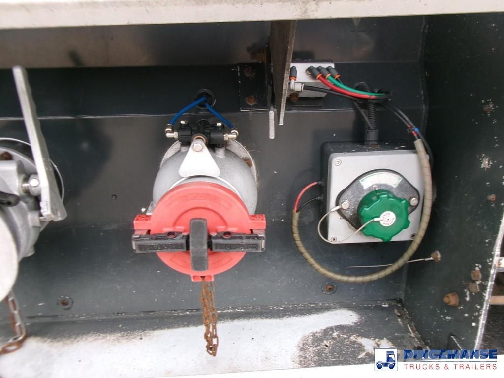 Lakeland Fuel tank alu 42.8 m3 / 6 comp + pump Cisternové návěsy