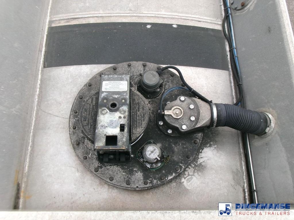 Lakeland Fuel tank alu 42.8 m3 / 6 comp + pump Cisternové návěsy