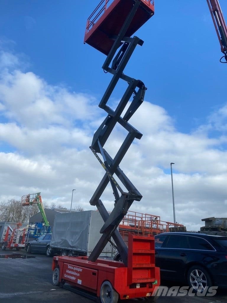 Manitou 100 XEL Škarjaste dvižne ploščadi