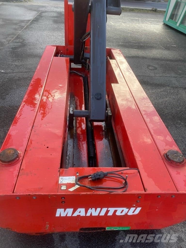 Manitou 100 XEL Škarjaste dvižne ploščadi