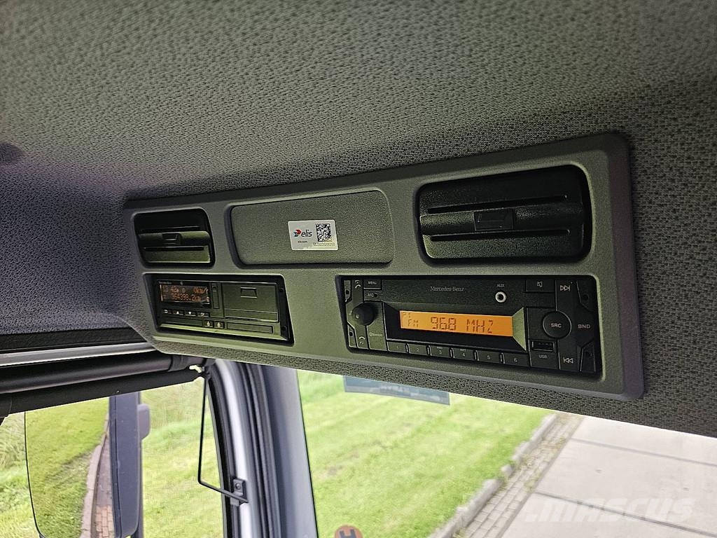 Mercedes-Benz ATEGO 1227 LIFT AIRCO Bakwagens met gesloten opbouw