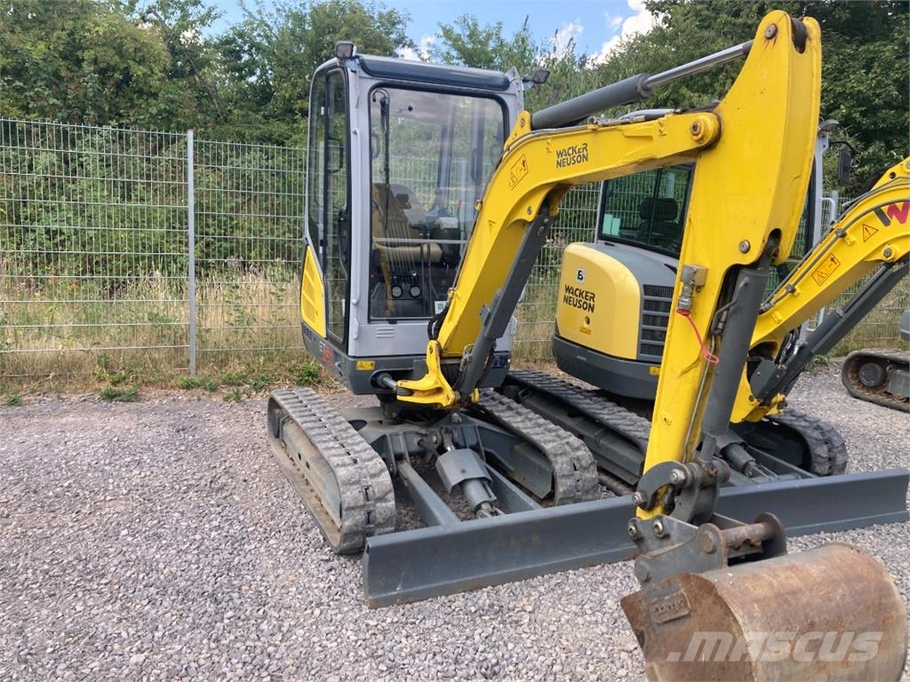 Wacker Neuson ET24 Mini bagri <7t