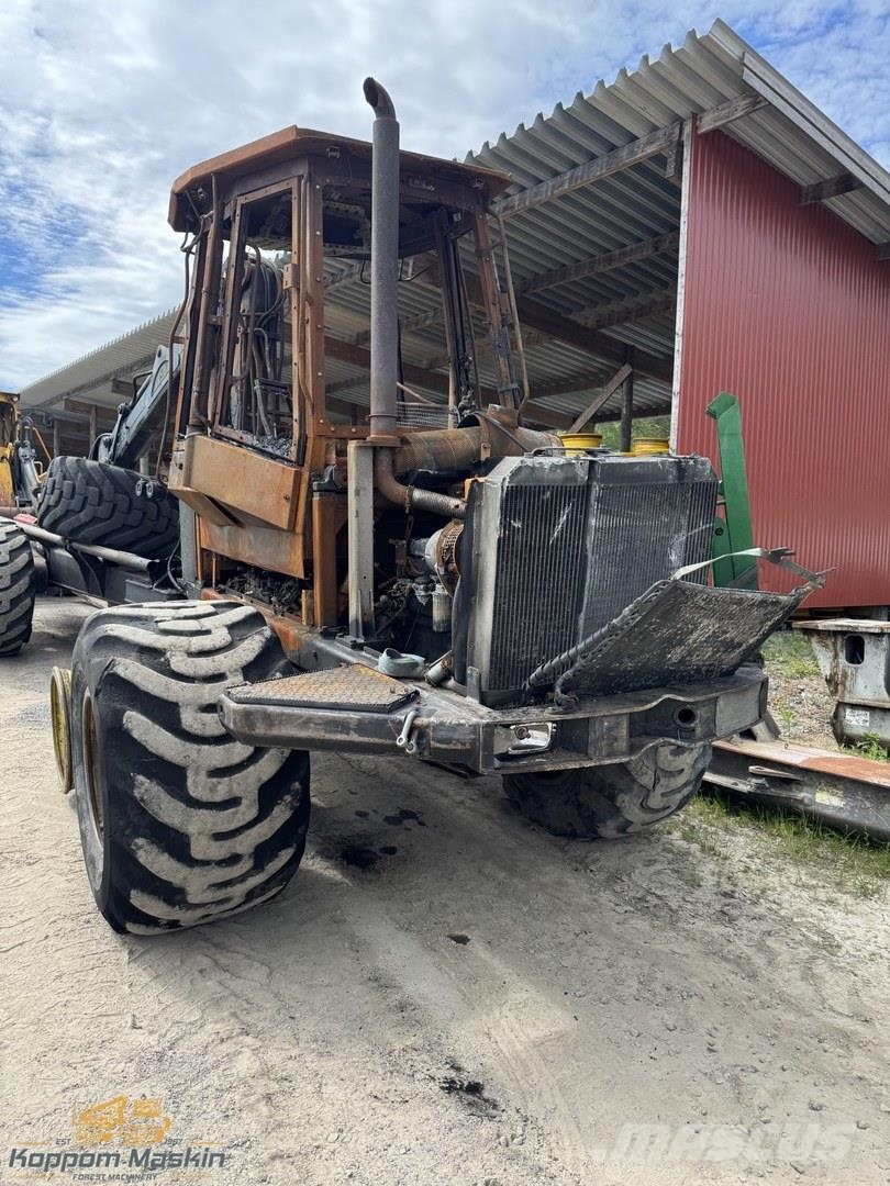 John Deere 1490d Demonteras/Spare parts Forwarder
