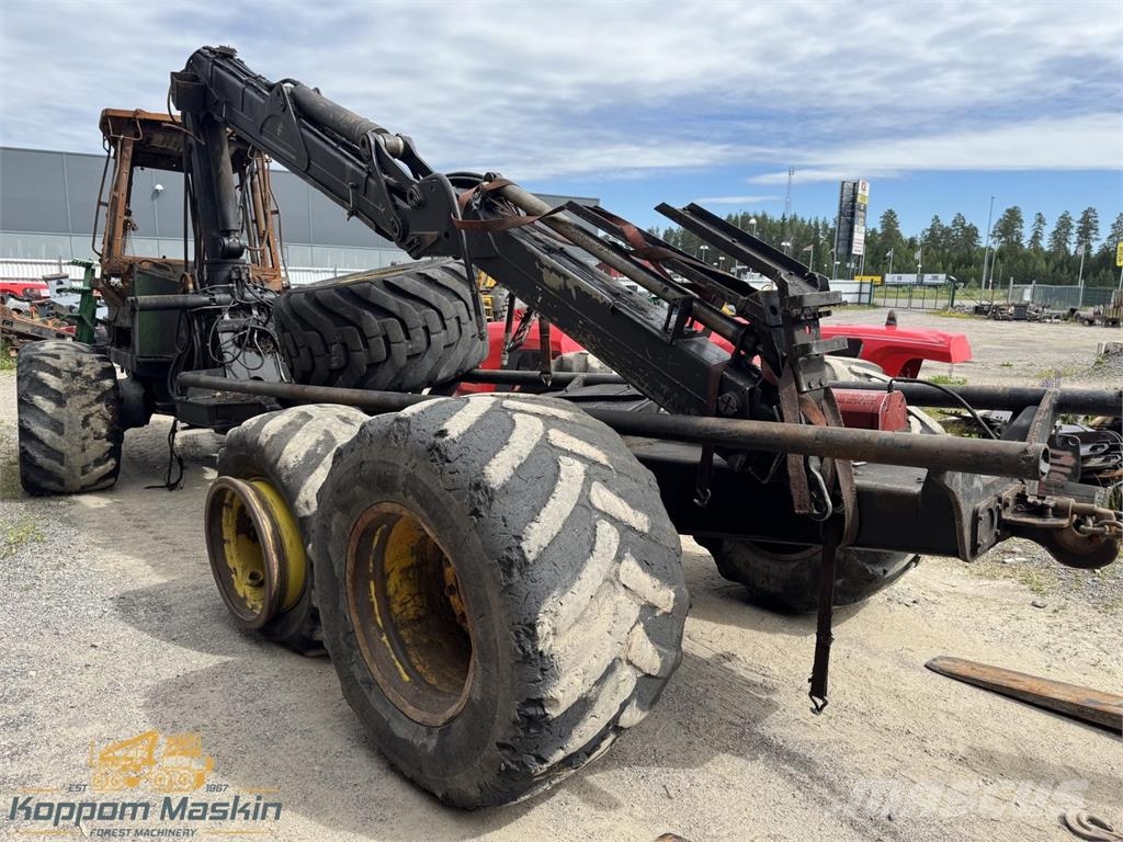 John Deere 1490d Demonteras/Spare parts Forwarder