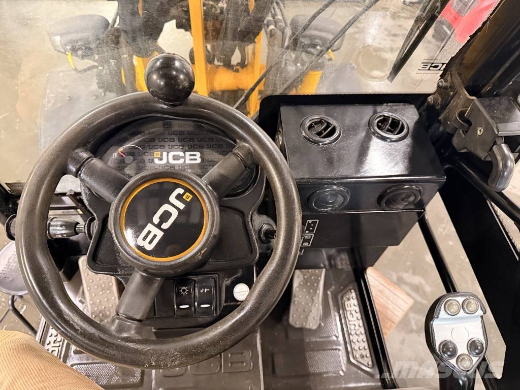 JCB 403 4x4 Vaihdossa käy kaikki Φορτωτές με λάστιχα (Τροχοφόροι)