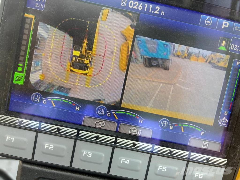 Komatsu PC210LC-11 Excavadoras sobre orugas