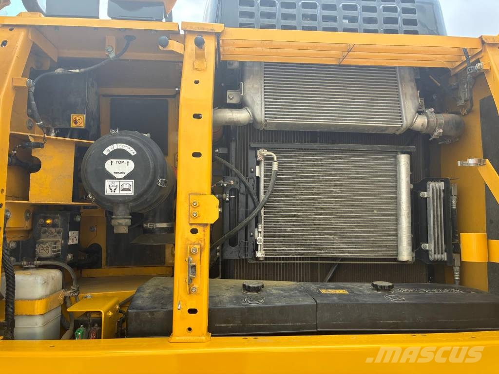 Komatsu PC210LC-11 Excavadoras sobre orugas