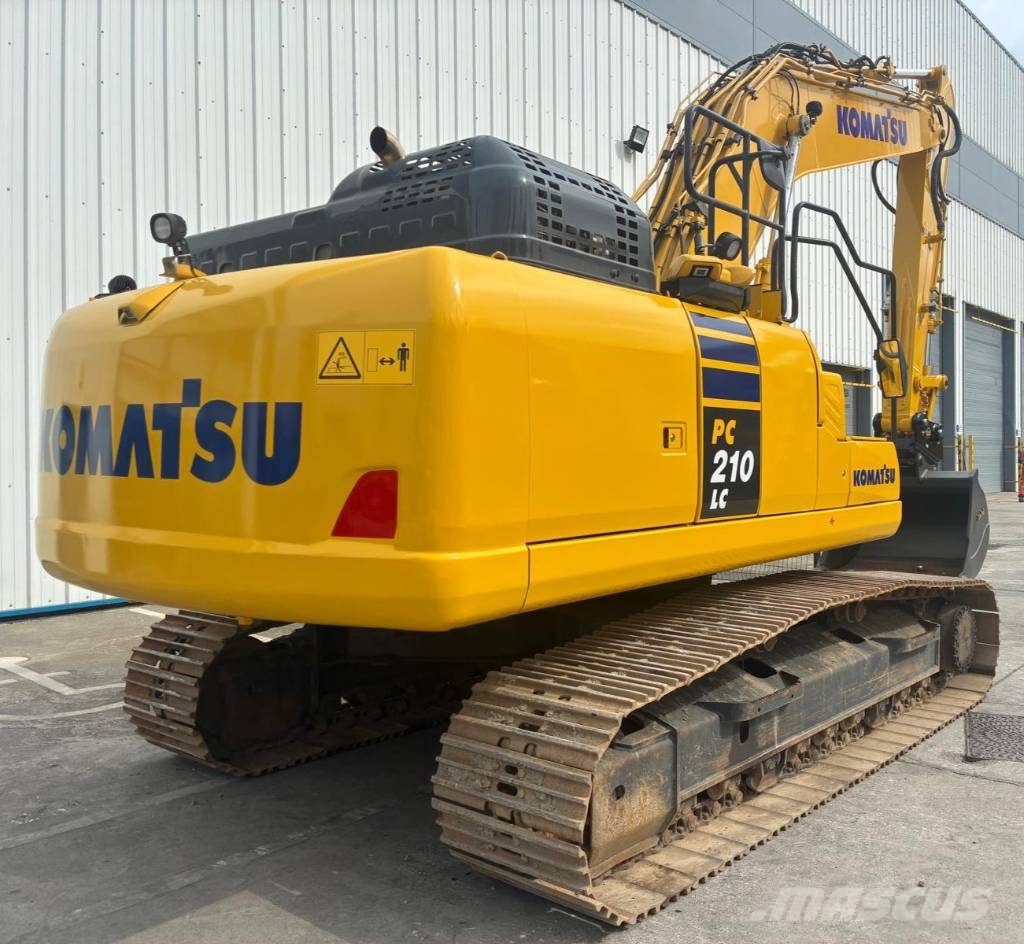 Komatsu PC210LC-11 Excavadoras sobre orugas