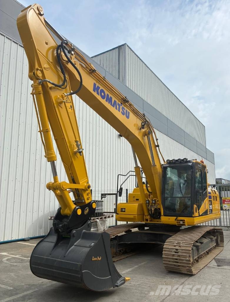 Komatsu PC210LC-11 Excavadoras sobre orugas