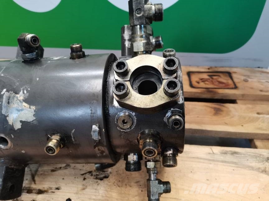Volvo EW 160B rotation column Hidraulika