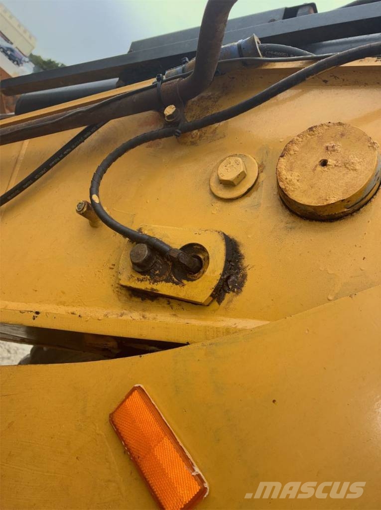 CAT 930 G Gumikerekes homlokrakodók