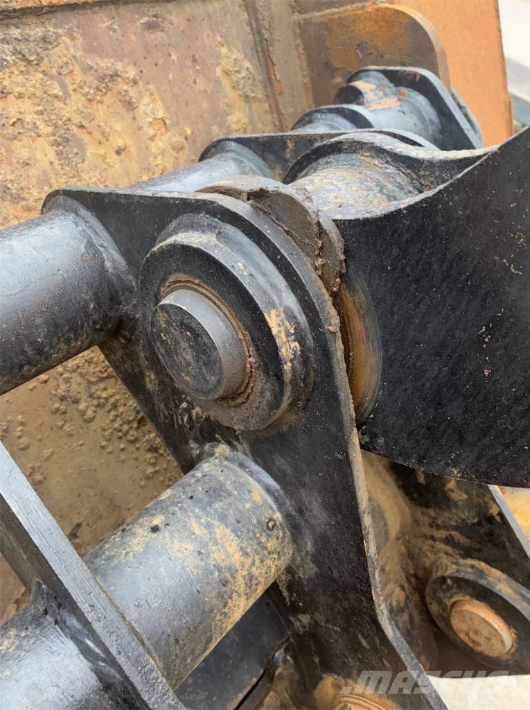 CAT 930 G Gumikerekes homlokrakodók