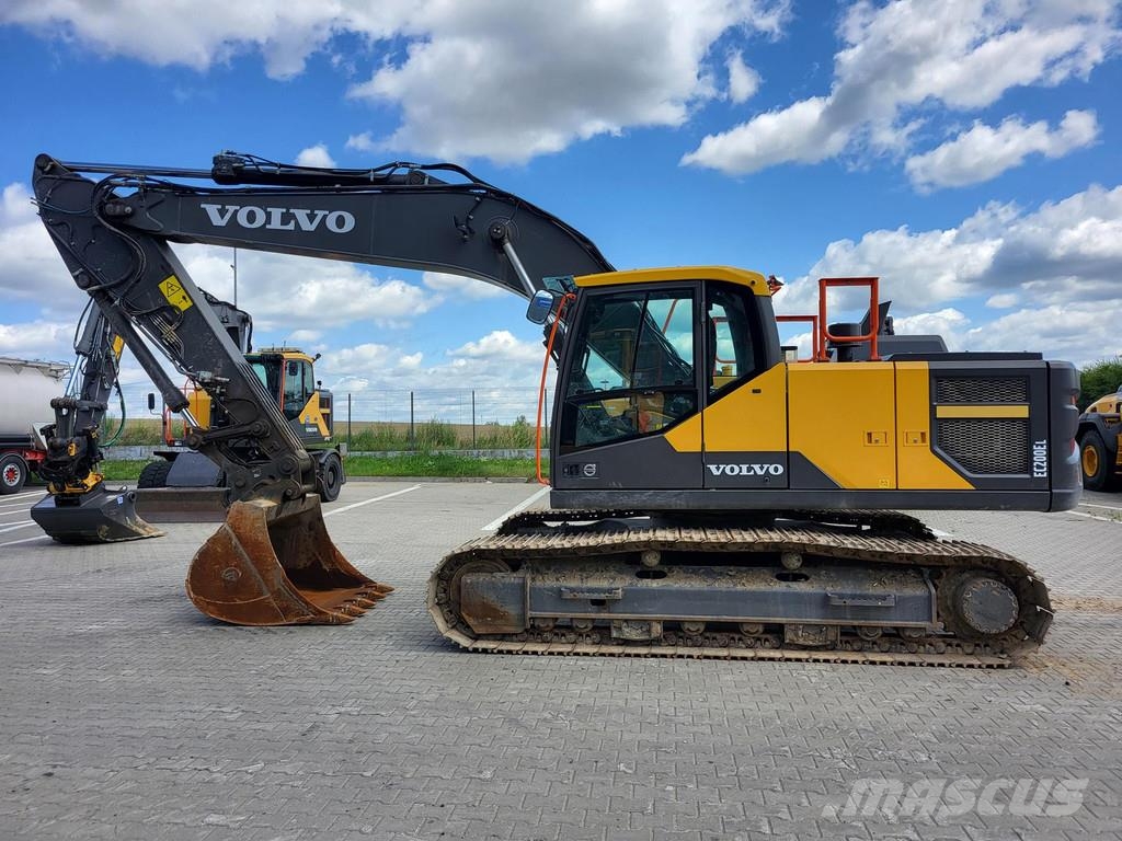 Volvo EC200EL Raupenbagger