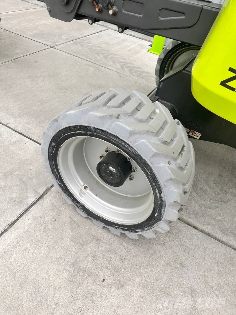 Zoomlion ZA 14 J Nacele cu brat articulat