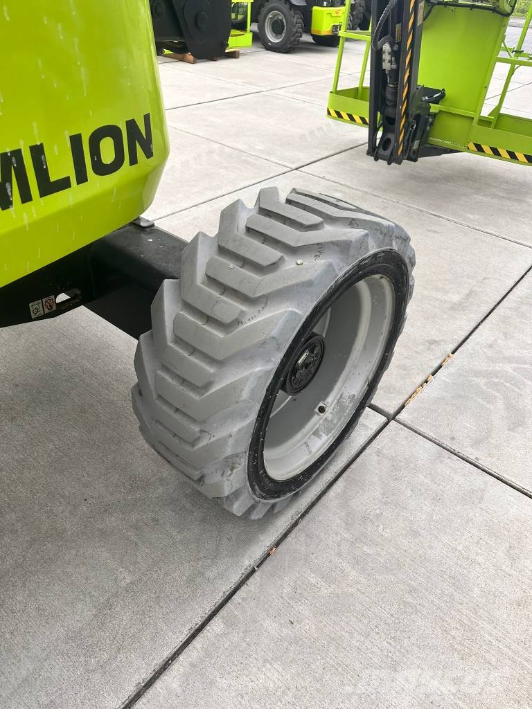 Zoomlion ZA 14 J Nacele cu brat articulat