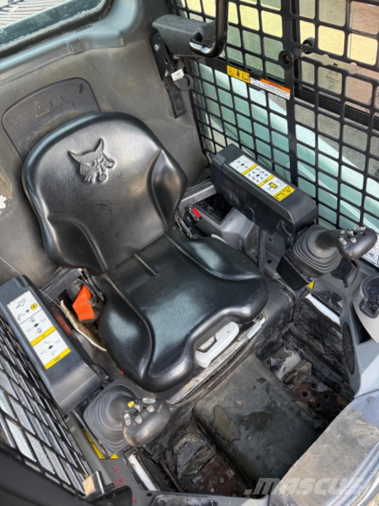 Bobcat T 450 Lietoti riteņu kompaktiekrāvēji
