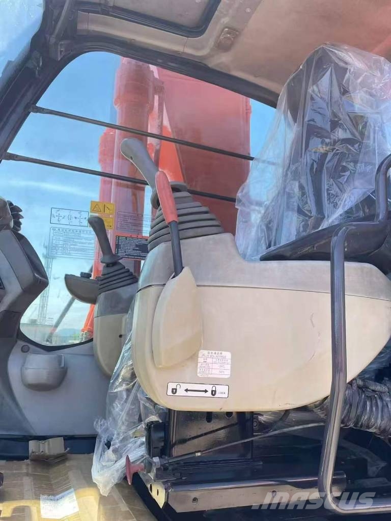 Hitachi ZX 220 LC Bageri gusjeničari