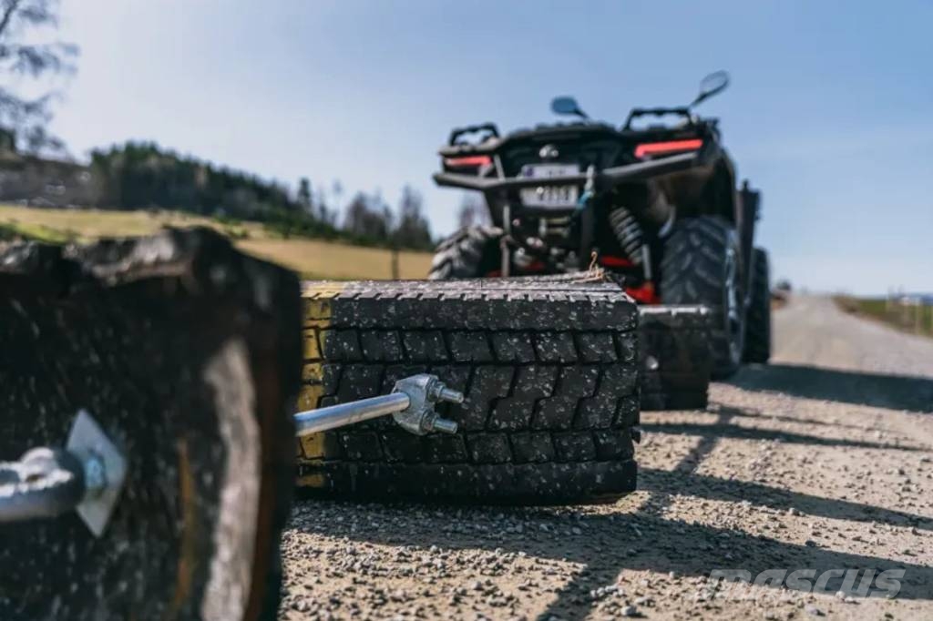 SME VÄGSLADD ATV 道路用レーキ