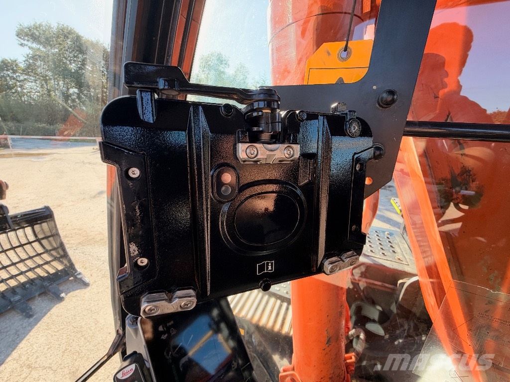 Hitachi ZX130LC-7 (Leica GPS Ready) Bageri guseničari