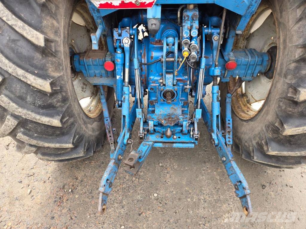 Ford 5610 الجرارات