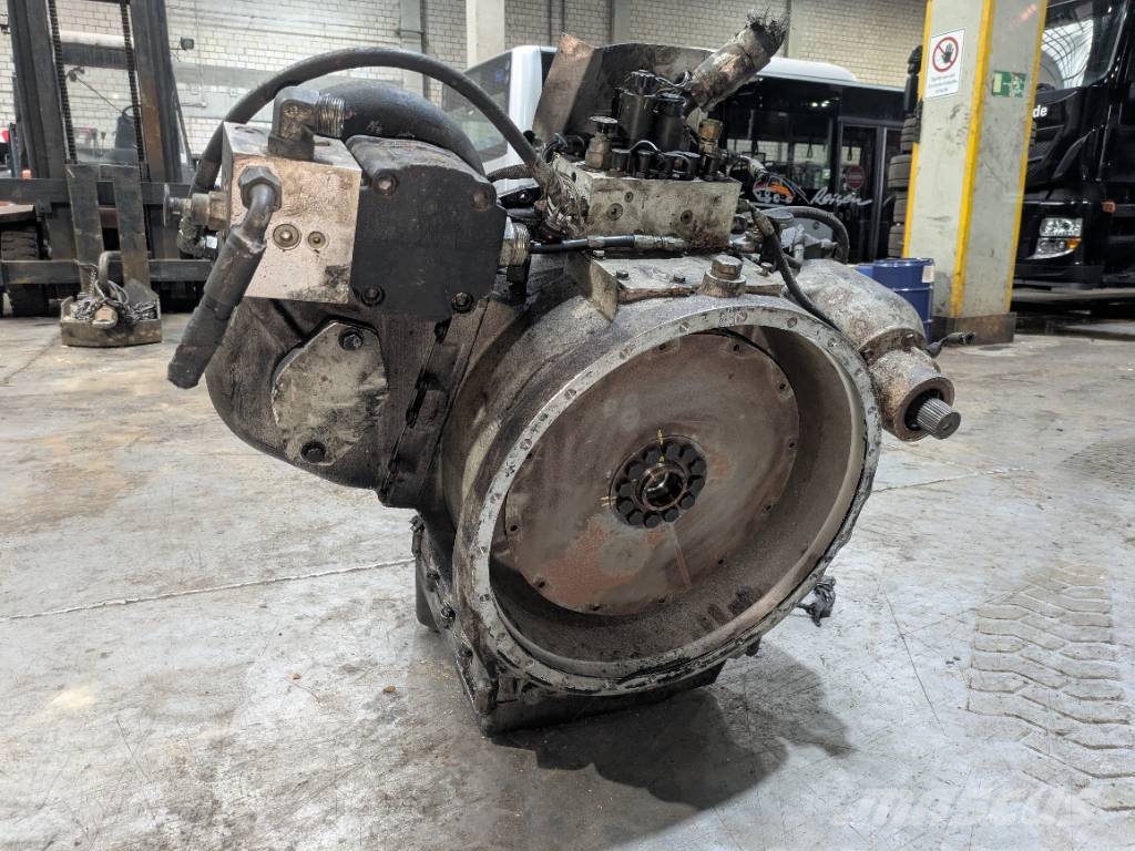 Oshkosh Getrienbe 45152 CMROL PWR Divider علب تروس