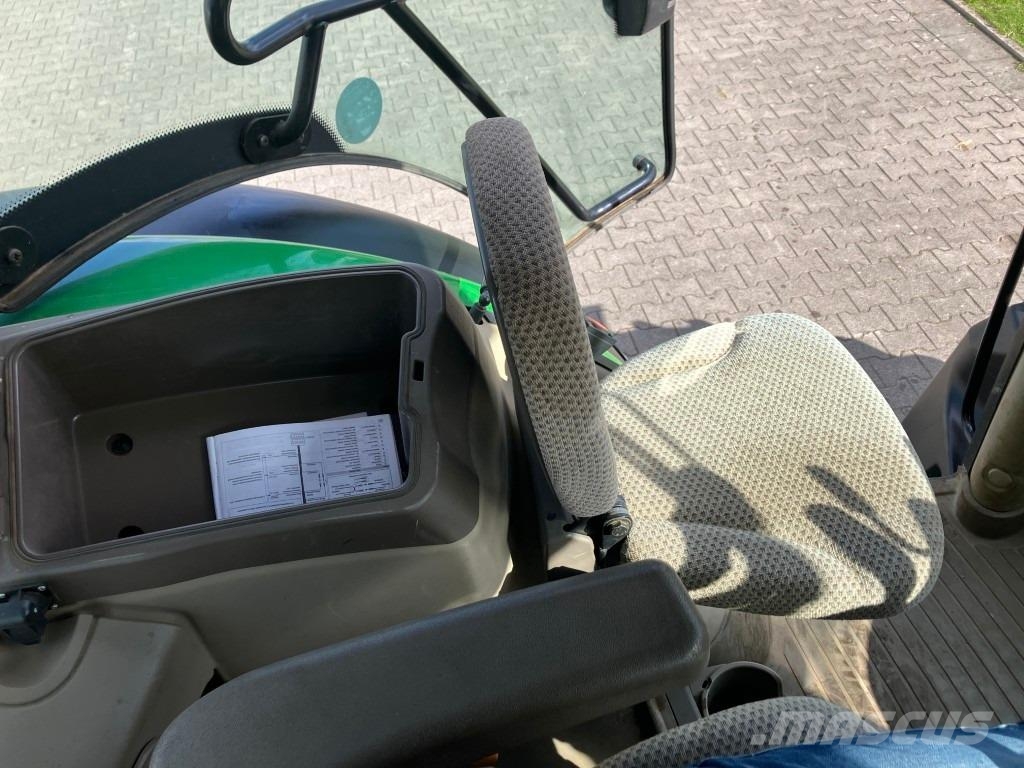 John Deere 6150R Traktoren