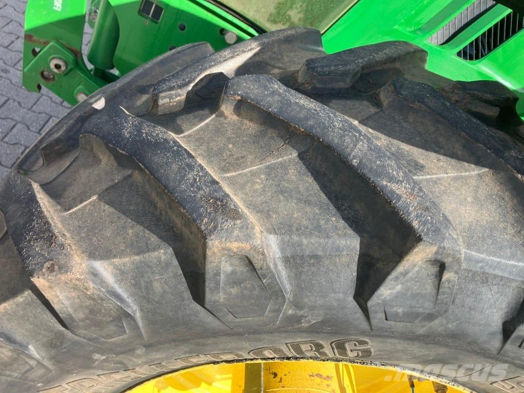John Deere 6150R Traktoren
