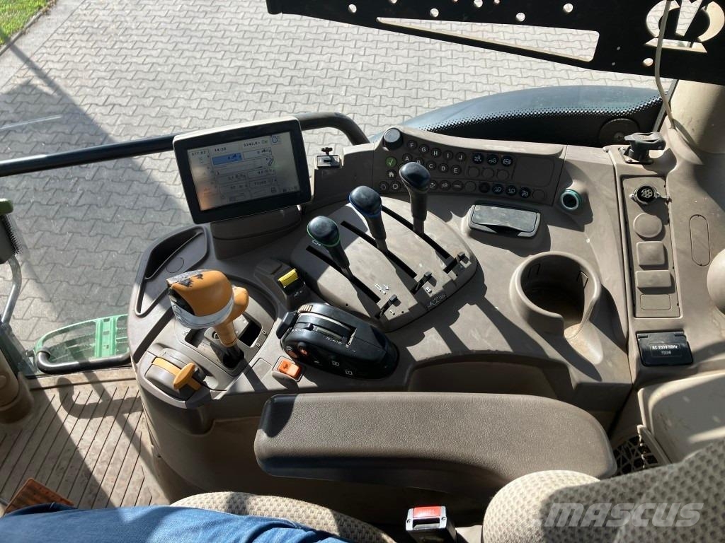 John Deere 6150R Traktoren